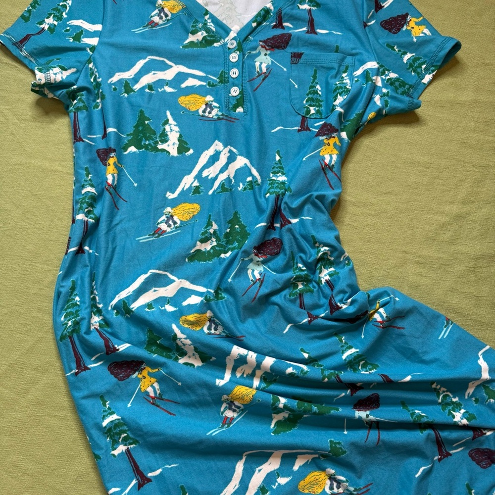 LuLaRoe Blue Pajama Dress with Skiing Print